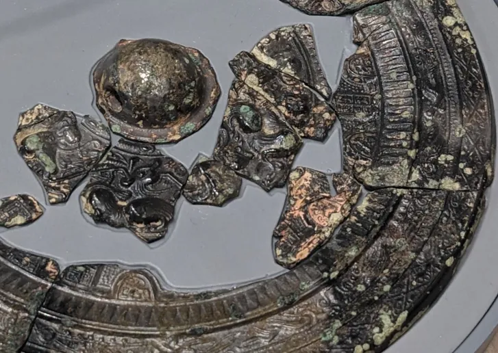 2000年前の鏡が、現代の計測技術で語り始めた。